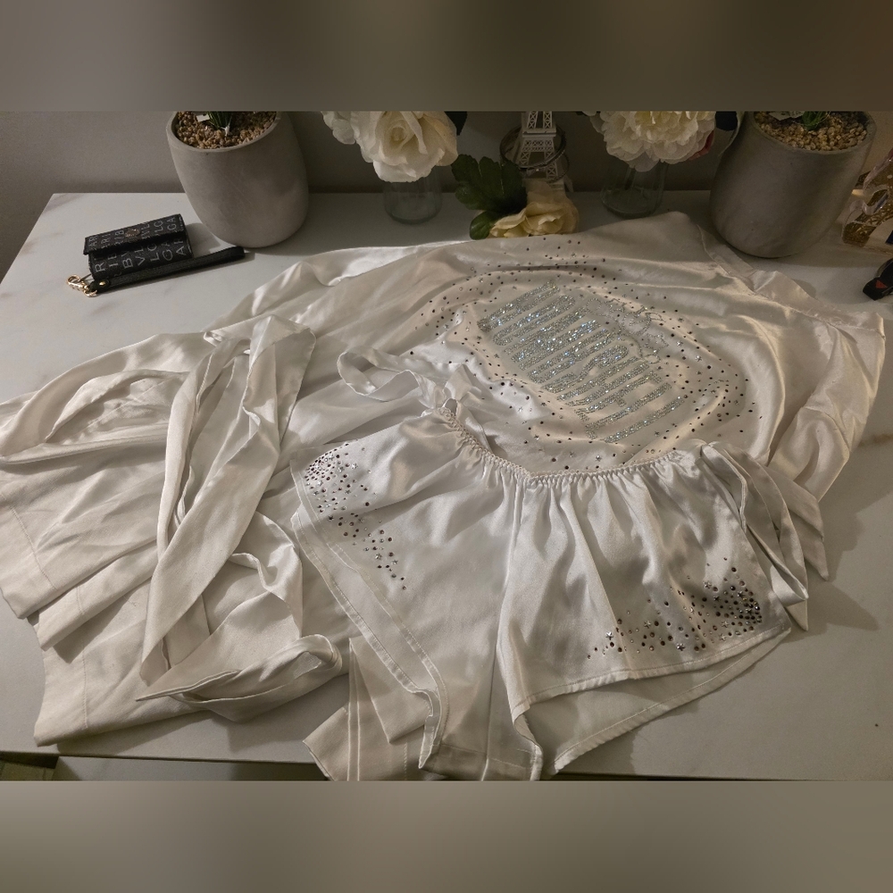 Victoria's Secret White Satin Robe